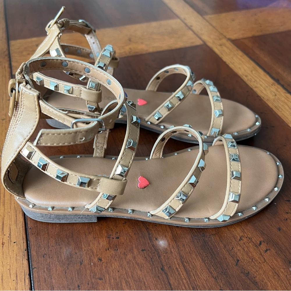 Steve Madden Travel Girls Sandals - Picture 2 of 5
